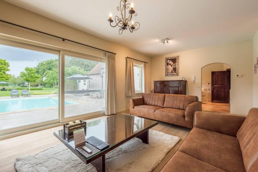 Villa With Heated Swimming Pool, Sauna And Garden Damme Exteriér fotografie