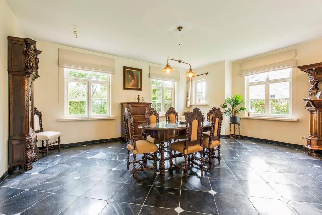 Villa With Heated Swimming Pool, Sauna And Garden Damme Exteriér fotografie