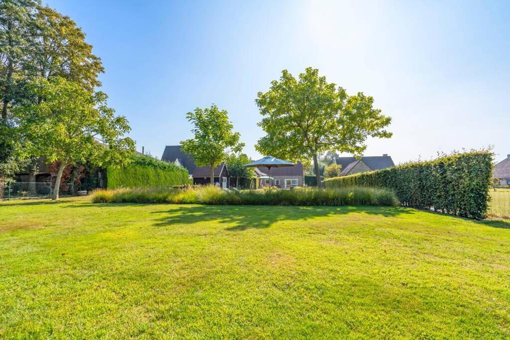 Villa With Heated Swimming Pool, Sauna And Garden Damme Exteriér fotografie
