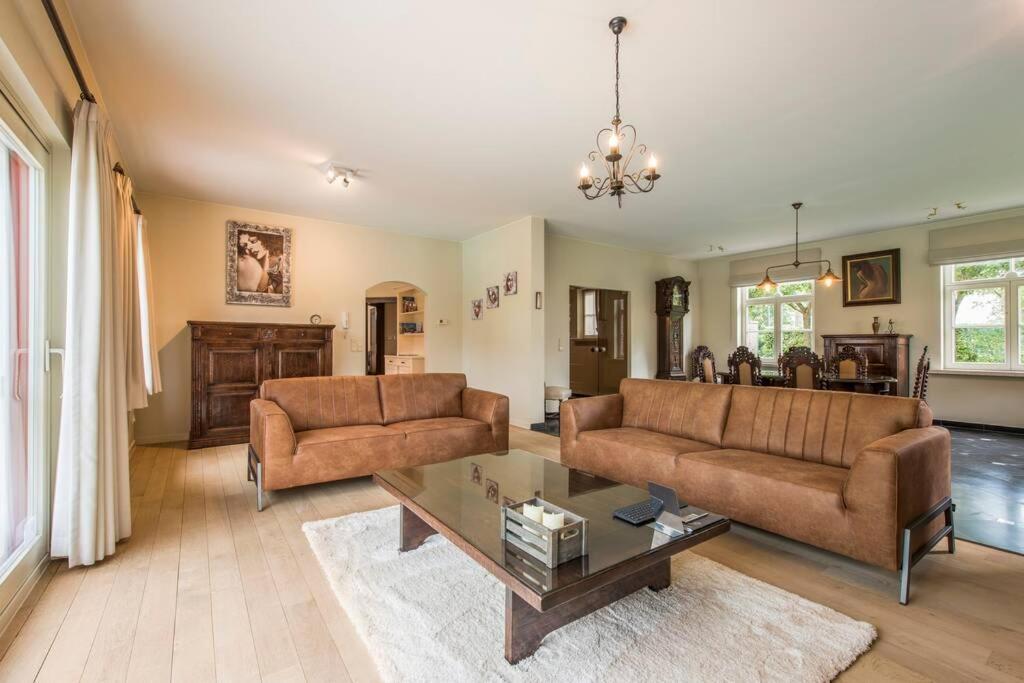 Villa With Heated Swimming Pool, Sauna And Garden Damme Exteriér fotografie